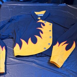 Panhandle Slim Sz Small Flames with Gather at Back